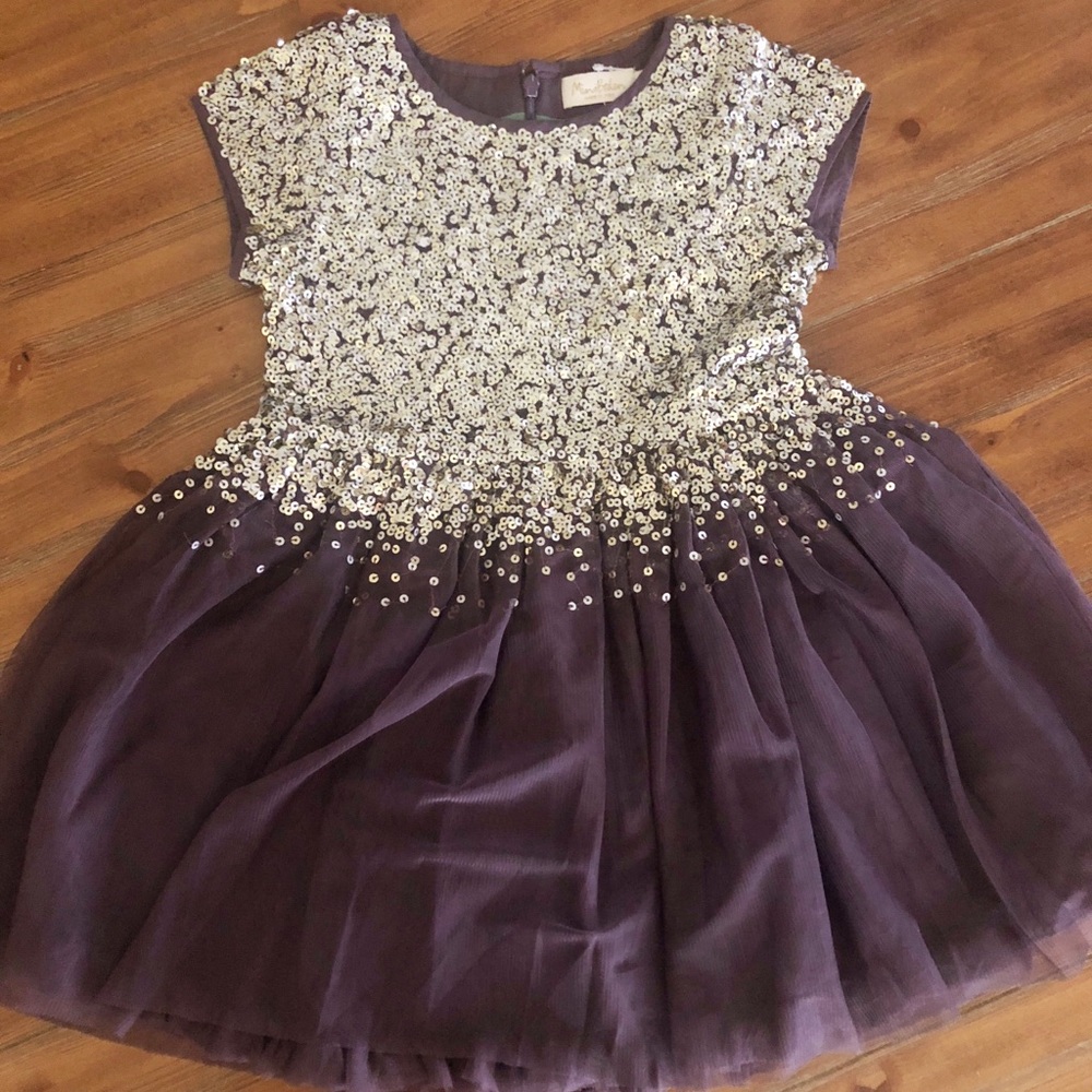 SOLD NWT Mini Boden holiday dress 5-6